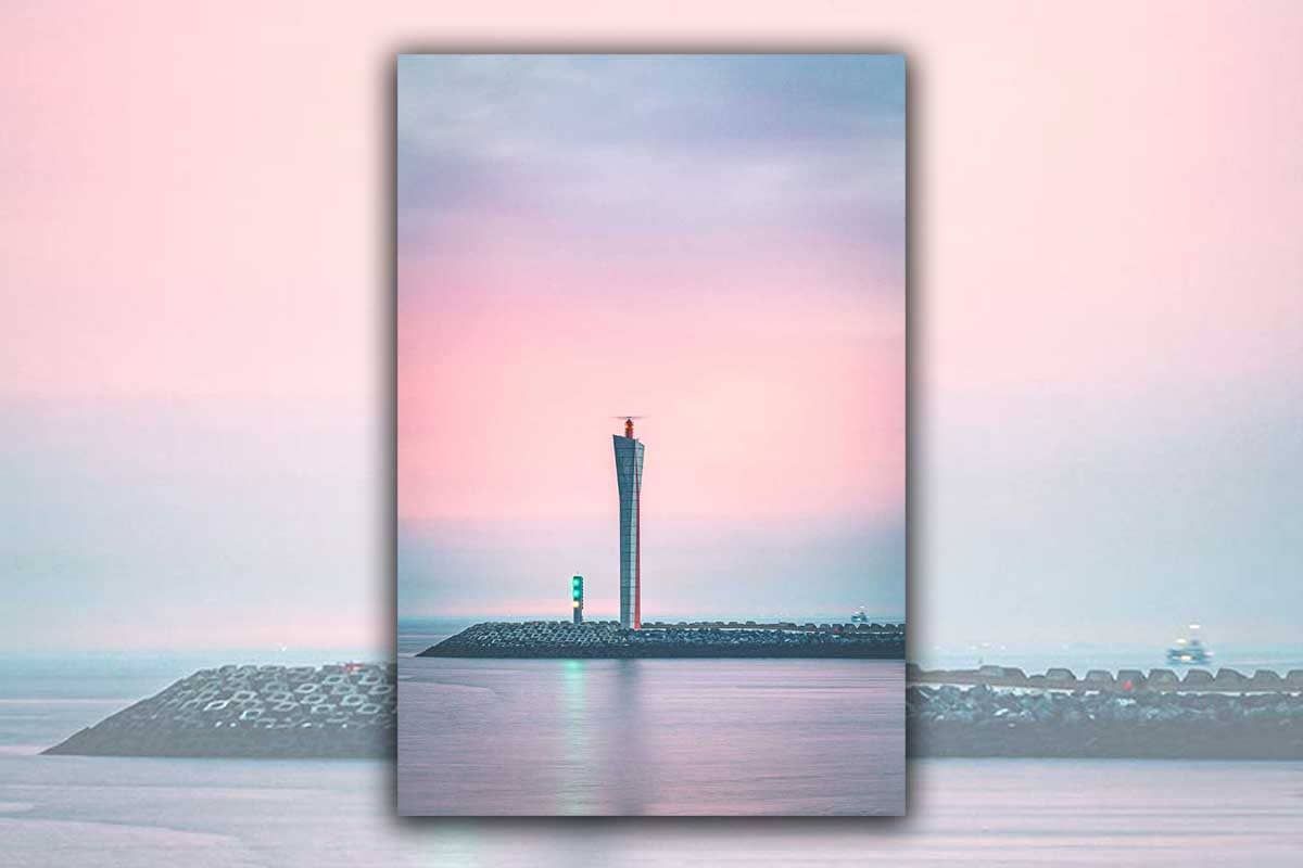 Radartoren op de Oostelijke Strekdam in Oostende | Landschap | Haven