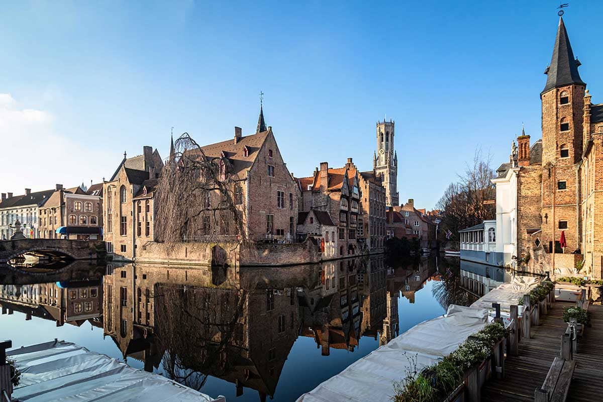 De Rozenhoedkaai: Het beroemdste plekje van Brugge