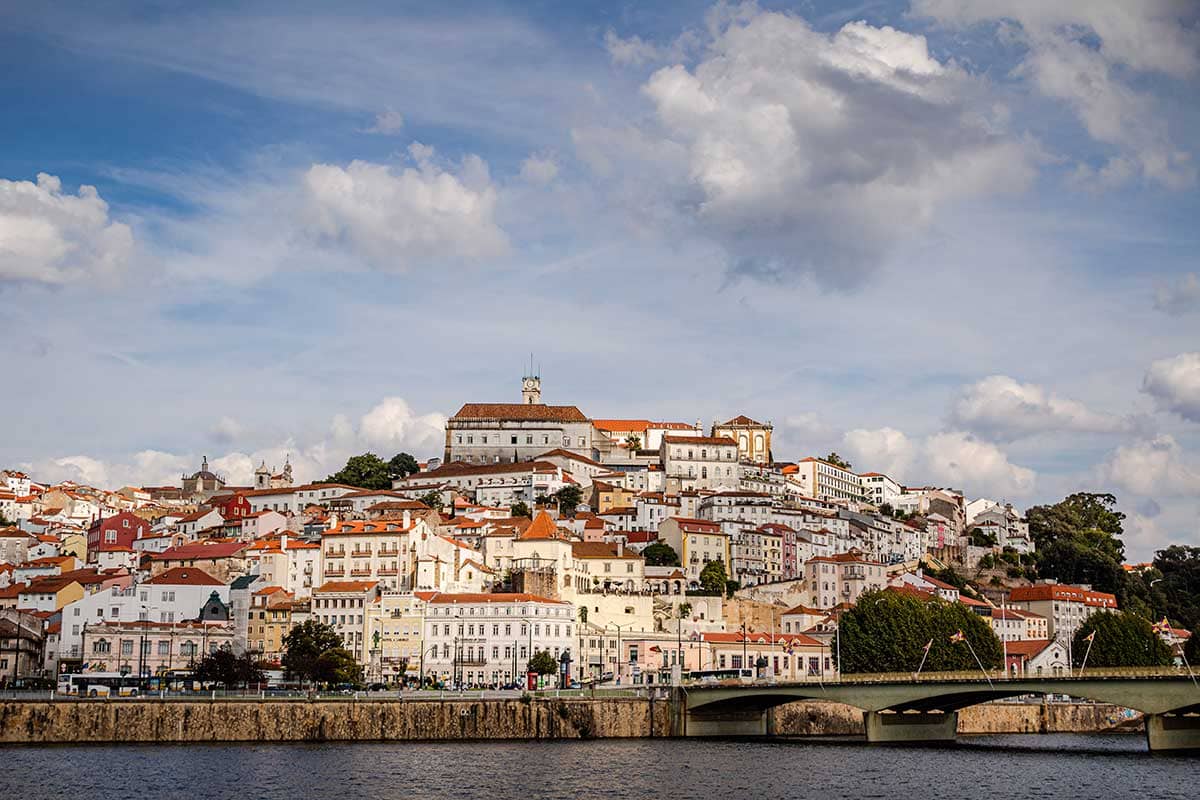 Uitzicht over de universiteitsstad Coimbra | Stadsfotografie | Reisfotografie